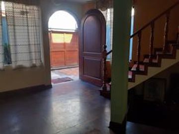 SE VENDE AMPLIA CASA EN MAYORAZGO 4TA ETAPA - ATE