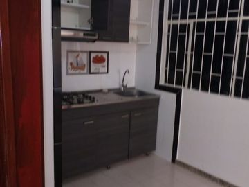 VENDO CASA BARRIO PASTRANITA KENNEDY BOGOTA AMPLIA, RENTABLE, CONTIGUA A CASABLANCA y CLINICA COLSUBSIDIO ROMA