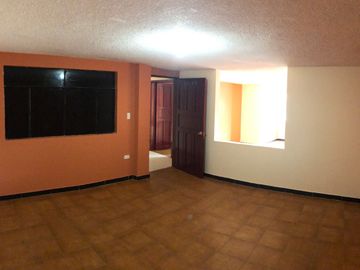VENDO CASA BARRIO PASTRANITA KENNEDY BOGOTA AMPLIA, RENTABLE, CONTIGUA A CASABLANCA y CLINICA COLSUBSIDIO ROMA