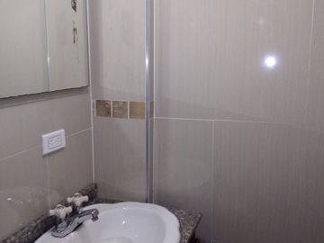 VENDO CASA BARRIO PASTRANITA KENNEDY BOGOTA AMPLIA, RENTABLE, CONTIGUA A CASABLANCA y CLINICA COLSUBSIDIO ROMA