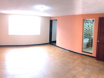 VENDO CASA BARRIO PASTRANITA KENNEDY BOGOTA AMPLIA, RENTABLE, CONTIGUA A CASABLANCA y CLINICA COLSUBSIDIO ROMA