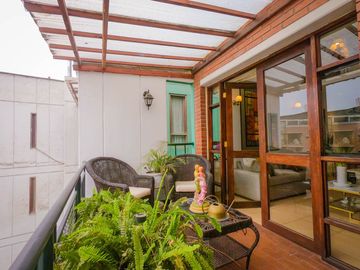 Venta De Amplio Depa En Surco: Espacios Iluminados, super amplio y ubicación Perfecta