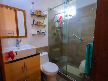 Venta De Amplio Depa En Surco: Espacios Iluminados, super amplio y ubicación Perfecta