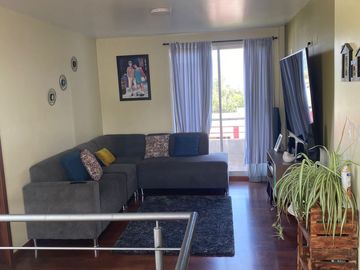 Atuntaqui - De venta Hermosa casa cerca al estadio de Atuntaqui