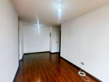 Se Vende 3 Dormitorios, Estacionamiento, San Miguel, Lo Vial