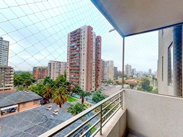 Se Vende 3 Dormitorios, Estacionamiento, San Miguel, Lo Vial