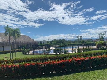 casa en venta en conjunto en Ricaurte- Cundinamarca