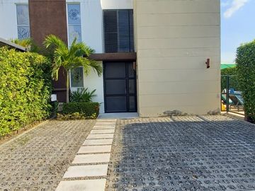 casa en venta en conjunto en Ricaurte- Cundinamarca