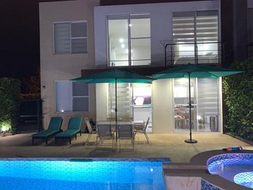 casa en venta en conjunto en Ricaurte- Cundinamarca