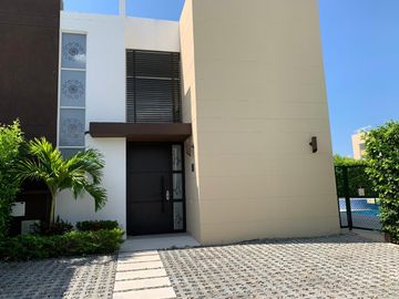 casa en venta en conjunto en Ricaurte- Cundinamarca