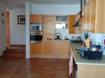 Casa en venta Juriquilla con jardin y cuarto de servicio