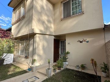 Casa en Unidad Habitacional Petroquímica, Naucalpan de Juárez