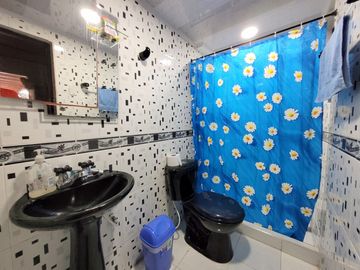CASA DE 3 PISOS INDEPENDIENTES EN SANTA ISABEL, DOSQUEBRADAS