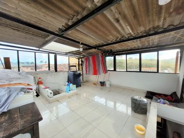 CASA DE 3 PISOS INDEPENDIENTES EN SANTA ISABEL, DOSQUEBRADAS