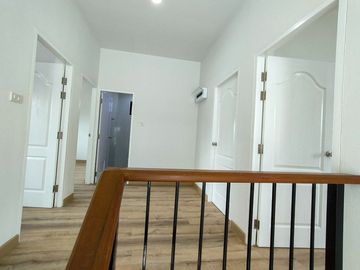 Newly built house for sale, near Kad Farang, SIBS, Lanna school, on Chiang Mai-Hang Dong Road
