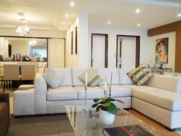 VENDO DEPARTAMENTO EN MALECON CISNEROS 3 DORM 2 COCHERAS $455000