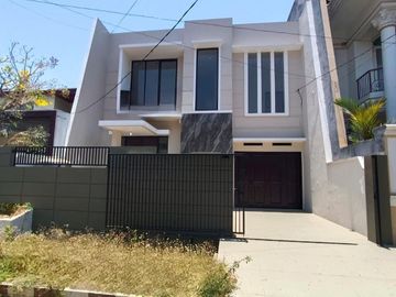 DEKAT RAYA MERR! Rumah Araya 2 Galaxy Bumi Permai 2 Lantai Dekat Manyar Klampis Kertajaya SHM