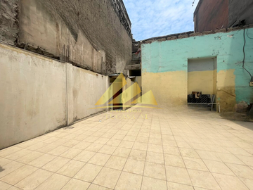 VENDO CASA DE 252 MT2 EN EL CENTRO DE LIMA - ZONA COMERCIAL