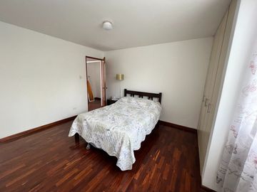 VENTA DE AMPLIA CASA POR EL ÓVALO HIGUERETA en SURCO