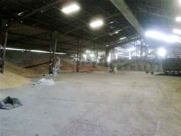 VENDE TERRENO INDUSTRIAL EN LINARES, 10.000 M2. MUY BUENOS ACCESOS Y CONECTIVIDAD CON CARRETERA