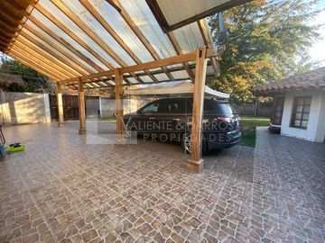 CASA EN VENTA
