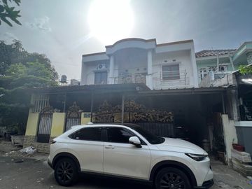 Rumah Hook, 150 Meter Ke Jalan Panjang Kebon Jeruk