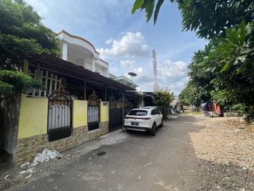 Rumah Hook, 150 Meter Ke Jalan Panjang Kebon Jeruk