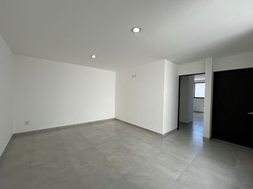 VENTA CASA CON ESTUDIO O RECAMARA EN PLANTA BAJA GRAND JURIQUILLA
