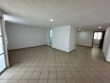 VENTA CASA AMPLIA ZONA MOMOXPAN PUEBLA