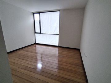 Pent-house 3 habitaciones más terraza, González Suárez