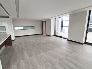 Pent-house 3 habitaciones más terraza, González Suárez