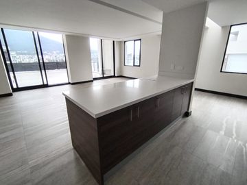 Pent-house 3 habitaciones más terraza, González Suárez