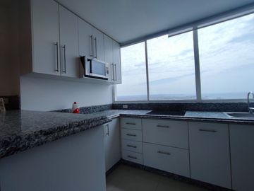 Departamento en venta en Punta Centinela, vista al mar
