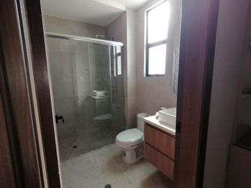 CASA   EN VENTA POR ESTRENAR . IZAMBA. AMBATO!!