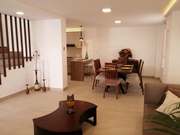 CASA   EN VENTA POR ESTRENAR . IZAMBA. AMBATO!!