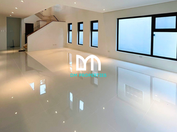 For Sale: Brand New Modern Tropical House in Vermont Park Executive Village, Antipolo City