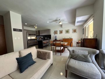 Casa con con jardín, alberca, Casa Club, cenote y Area de juegos, Allegranza, Playa del carmen.
