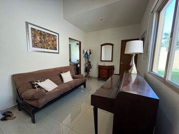 Casa con con jardín, alberca, Casa Club, cenote y Area de juegos, Allegranza, Playa del carmen.