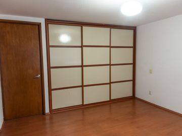 EN LA MEJOR ZONA DE LA ESCANDON