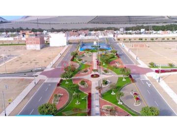 Venta De Terreno En Portales De Salaverry / 90 M2 / $30,000 / Frente A Parque