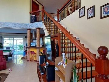 5BR House & Lot with 2 Studios for Sale in Tagaytay City