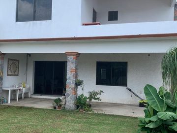 Casa sola en venta, vigilancia las 24 hrs., zonanorte fresca
