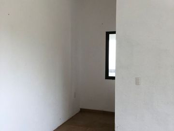 Casa sola en venta, vigilancia las 24 hrs., zonanorte fresca