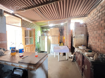 VENDO CASA COMO TERRENO EN SANTA ROSA CERCA DE ANCÓN
