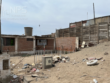 VENDO CASA COMO TERRENO EN SANTA ROSA CERCA DE ANCÓN