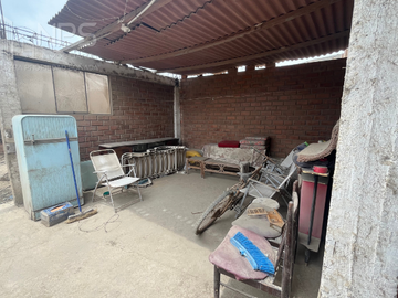 VENDO CASA COMO TERRENO EN SANTA ROSA CERCA DE ANCÓN