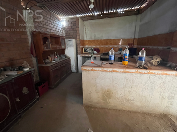 VENDO CASA COMO TERRENO EN SANTA ROSA CERCA DE ANCÓN