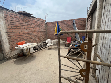 VENDO CASA COMO TERRENO EN SANTA ROSA CERCA DE ANCÓN