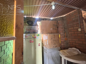 VENDO CASA COMO TERRENO EN SANTA ROSA CERCA DE ANCÓN