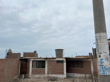 VENDO CASA COMO TERRENO EN SANTA ROSA CERCA DE ANCÓN